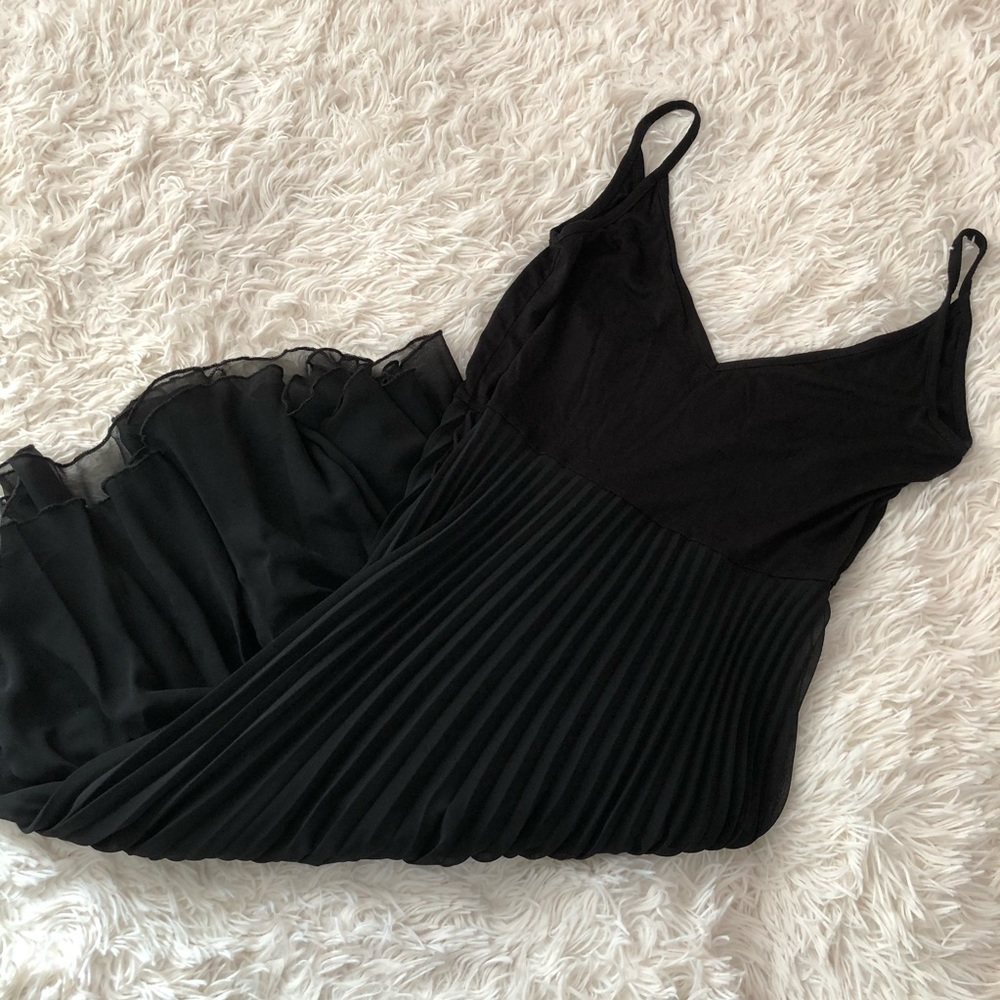 See You Monday Black flowy tank midi dress